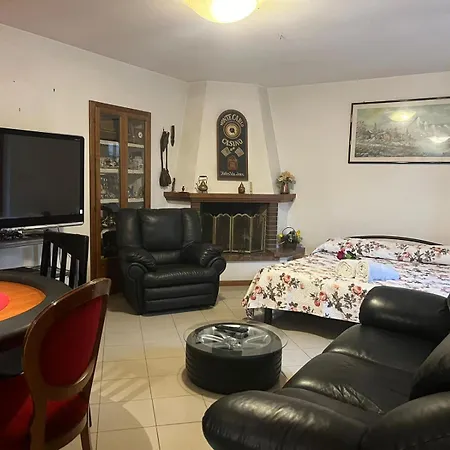 La Casa Di Mary بيت للعطل
